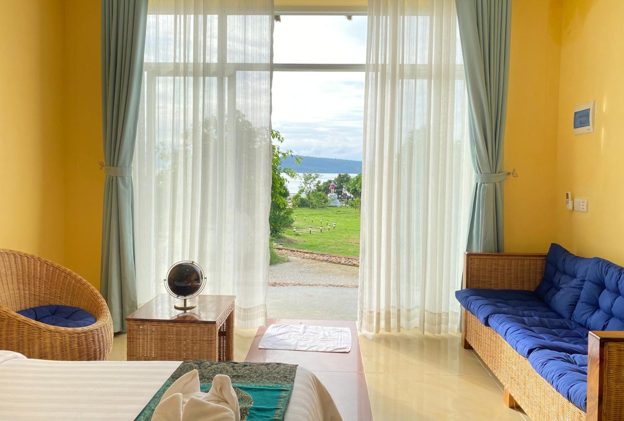 Thmorda Resort Koh Rong Sanloem Exterior photo