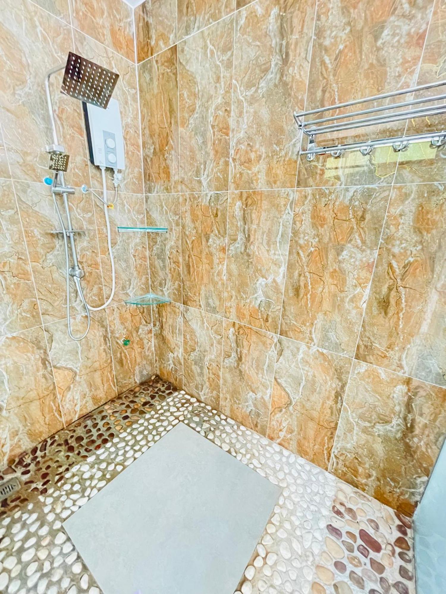 Thmorda Resort Koh Rong Sanloem Exterior photo
