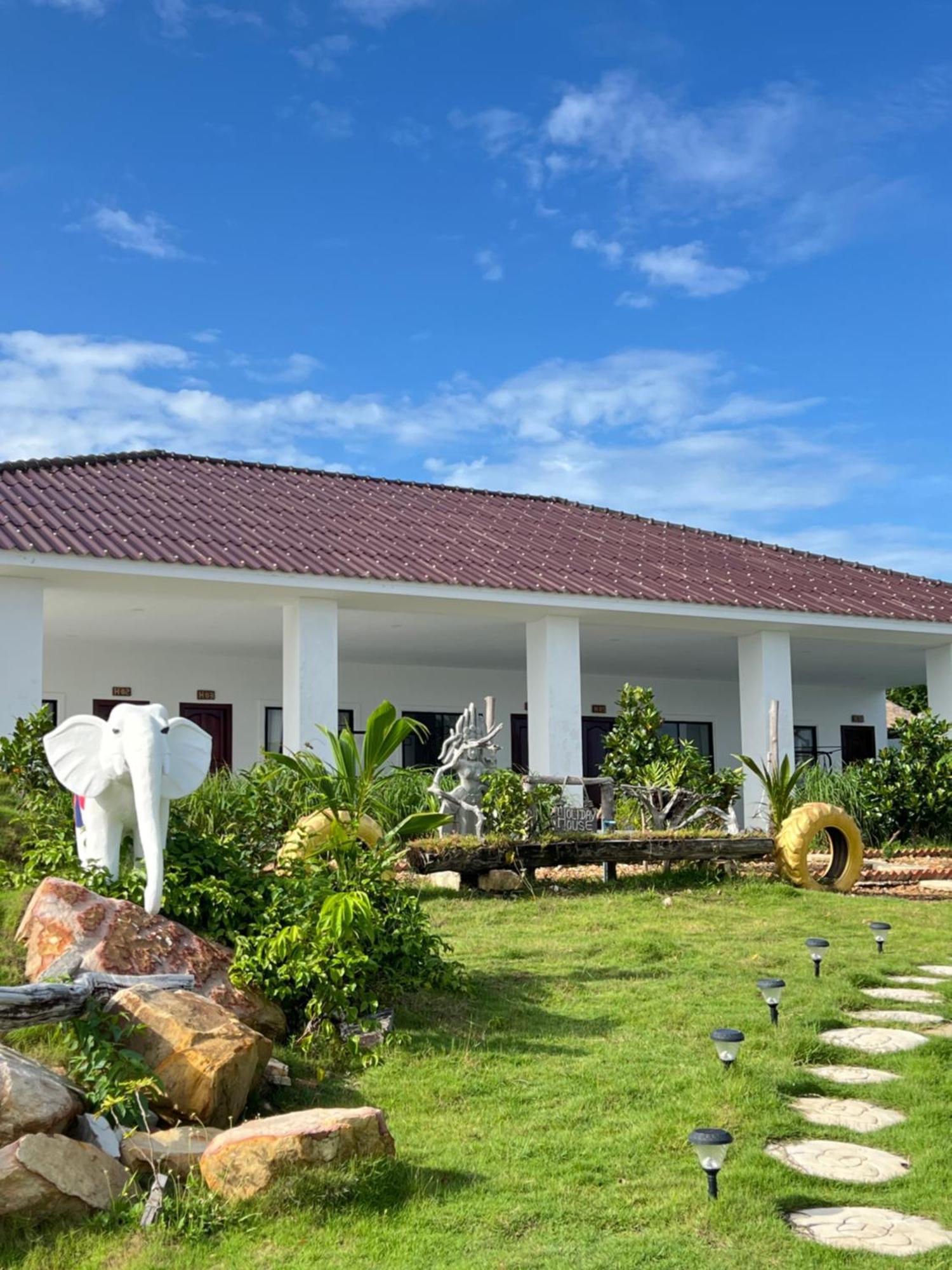 Thmorda Resort Koh Rong Sanloem Exterior photo